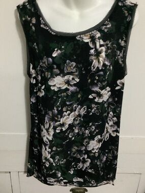 Simply Vera Vera Wang Black Floral Sleeveless Tank size XL